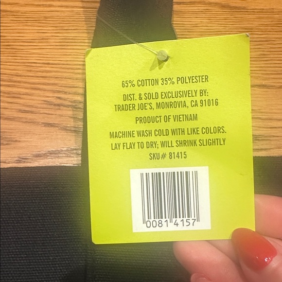 Trader Joe’s Mini Tote Halloween Black and Orange NWT - Picture 2 of 4